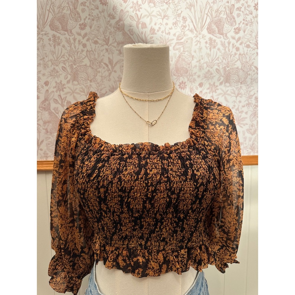 O.VIANCA Smocked Floral Crop Top – Size Large - Picture 3 of 6